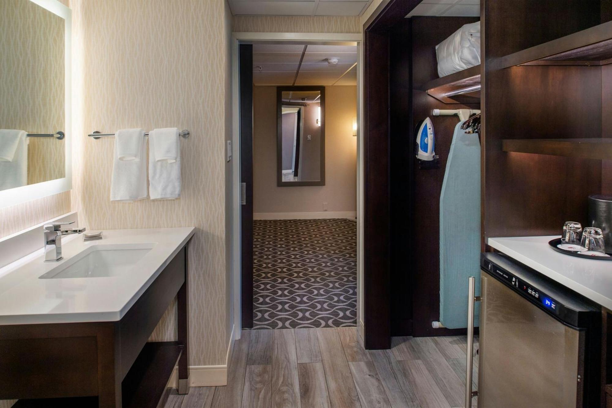 Marriott St. Louis Airport Hotel Edmundson