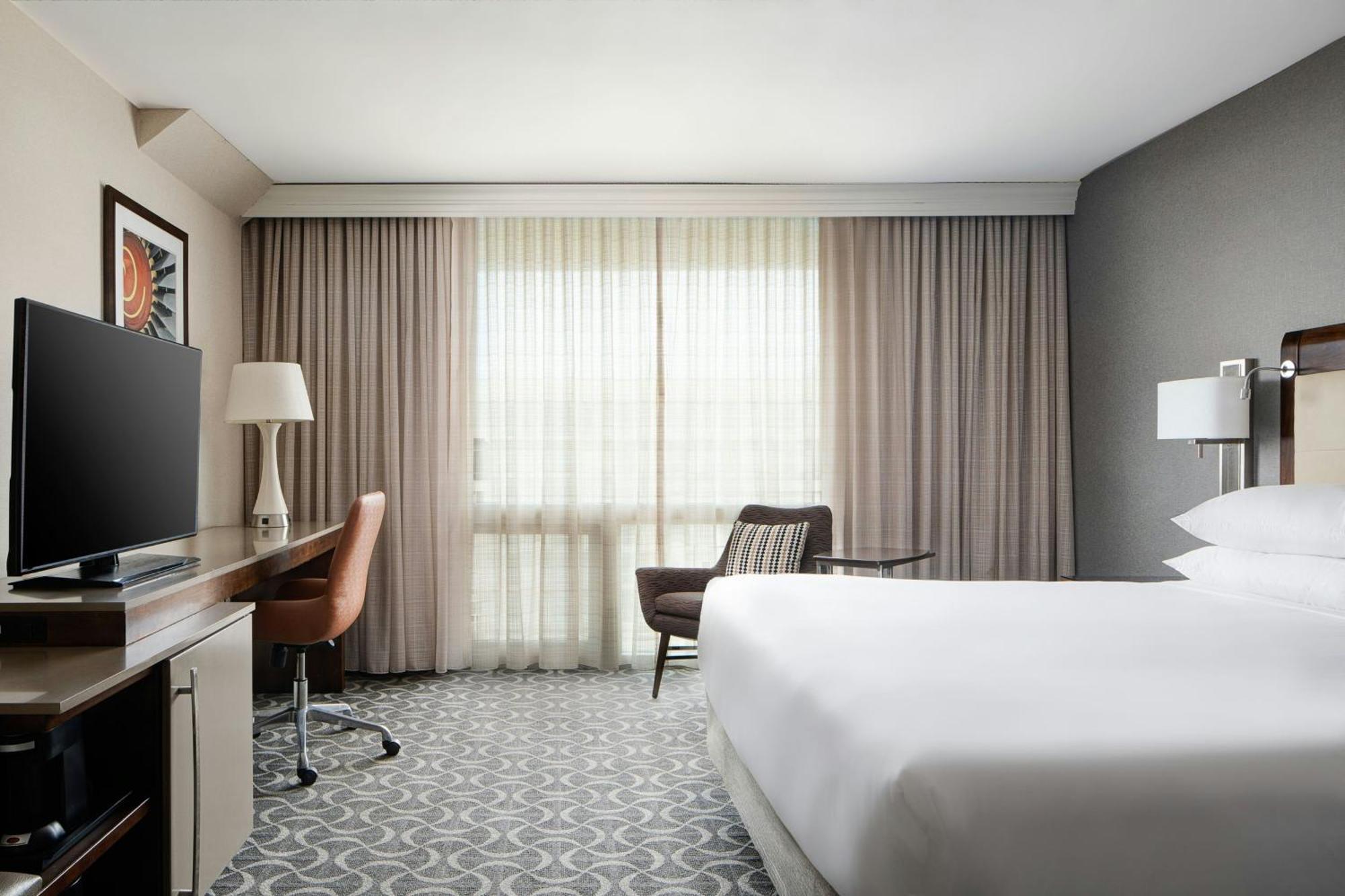 Hotel Marriott St. Louis Airport 3*