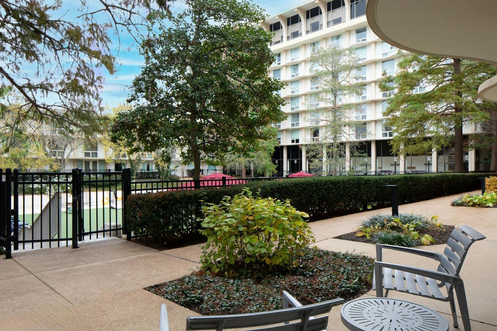 Marriott St. Louis Airport Hotel Edmundson