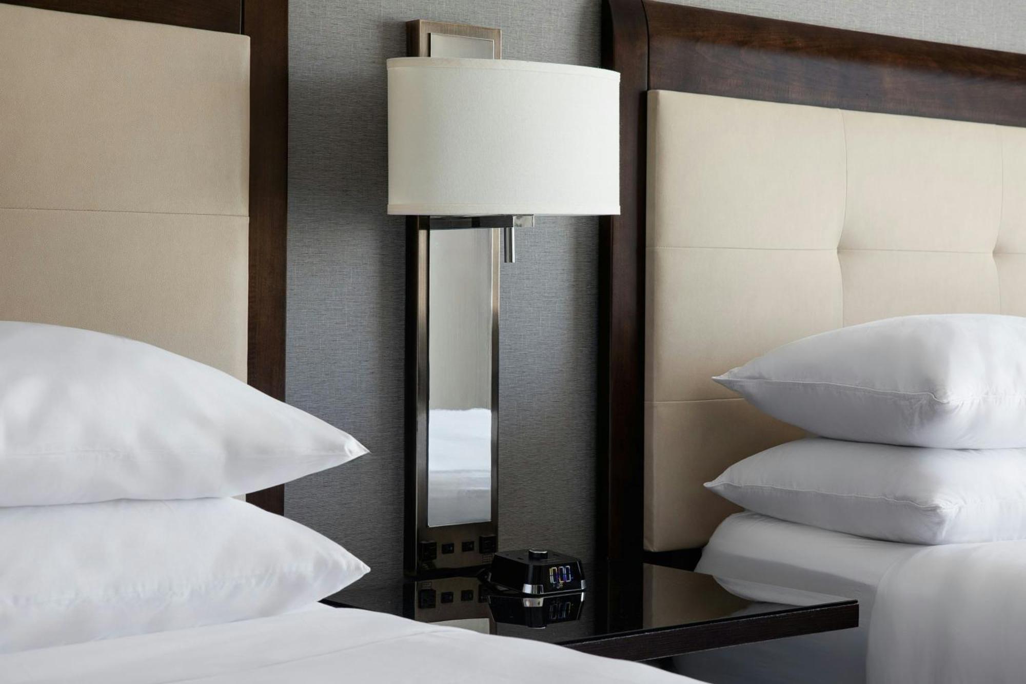 Marriott St. Louis Airport Hotel Edmundson