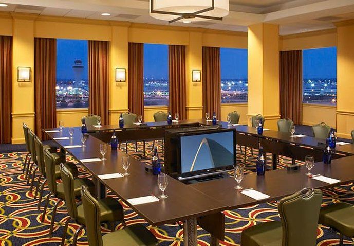Marriott St. Louis Airport Hotel Edmundson